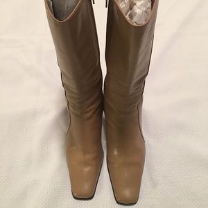 Vaneli Leather Boots